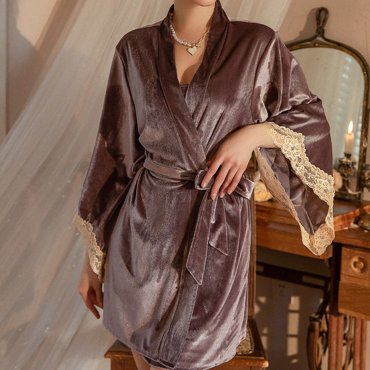Crimson Velvet Robe（ガウン・全3色）